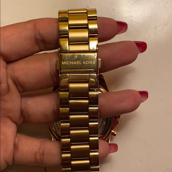 Micheal Kors Men Watch - Picture 2 of 2